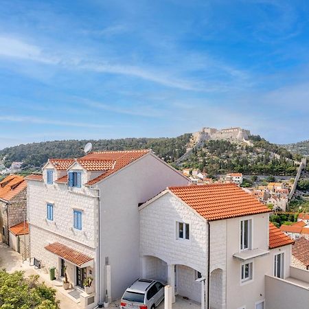 Villa Capitis In The Center- Exclusive Apartment Hvar Town Eksteriør bilde